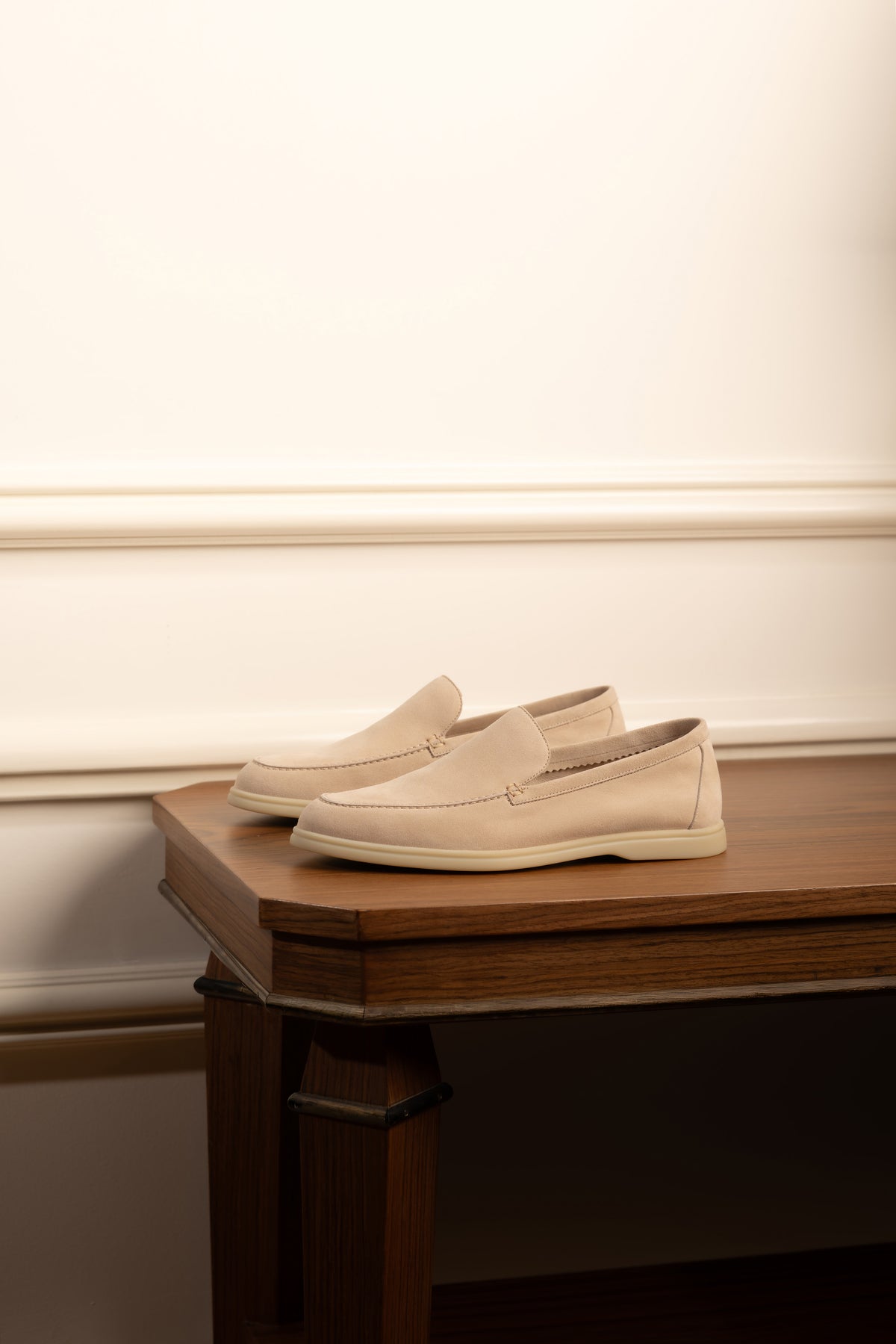 Beige - lifestyle