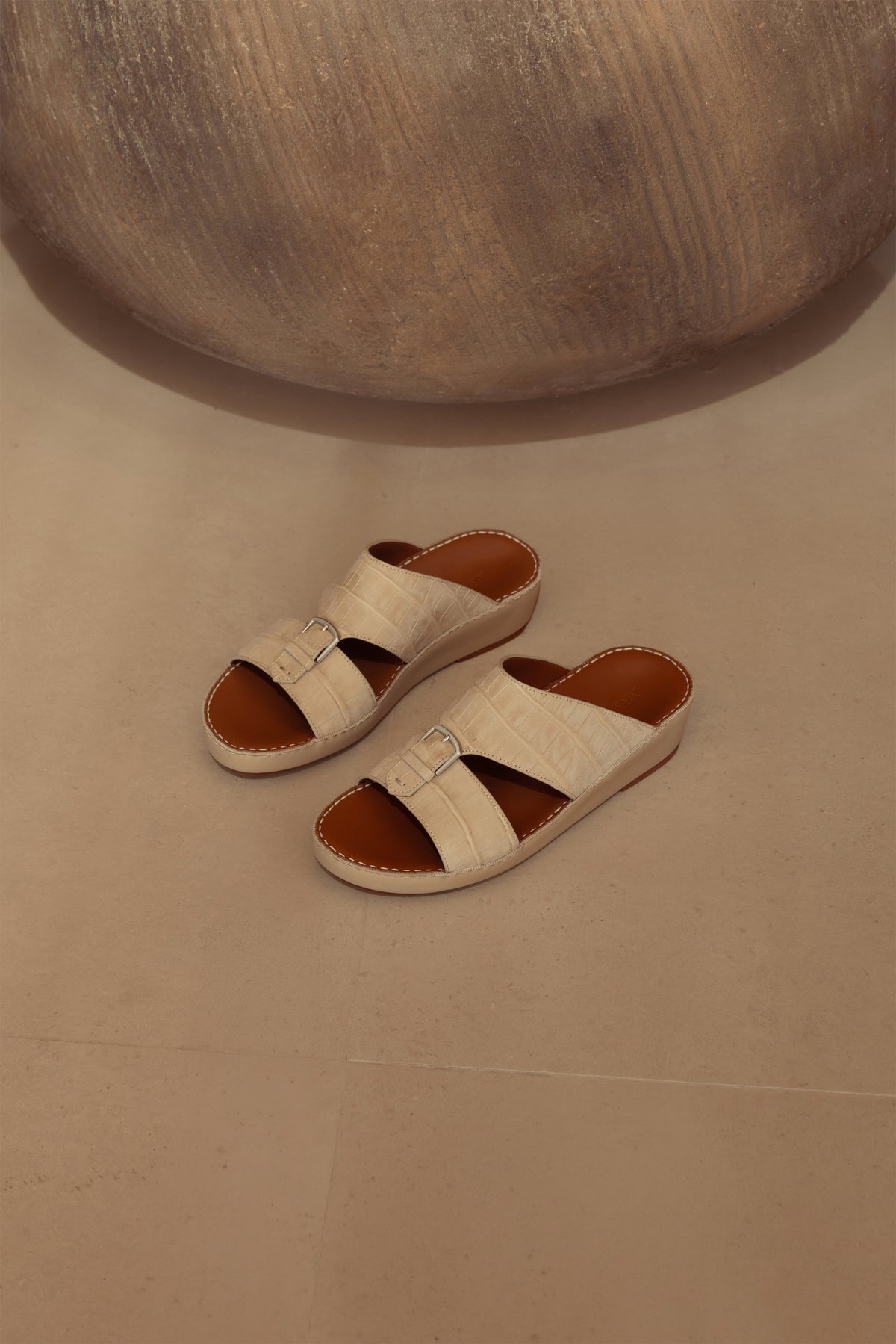 Beige - editorial