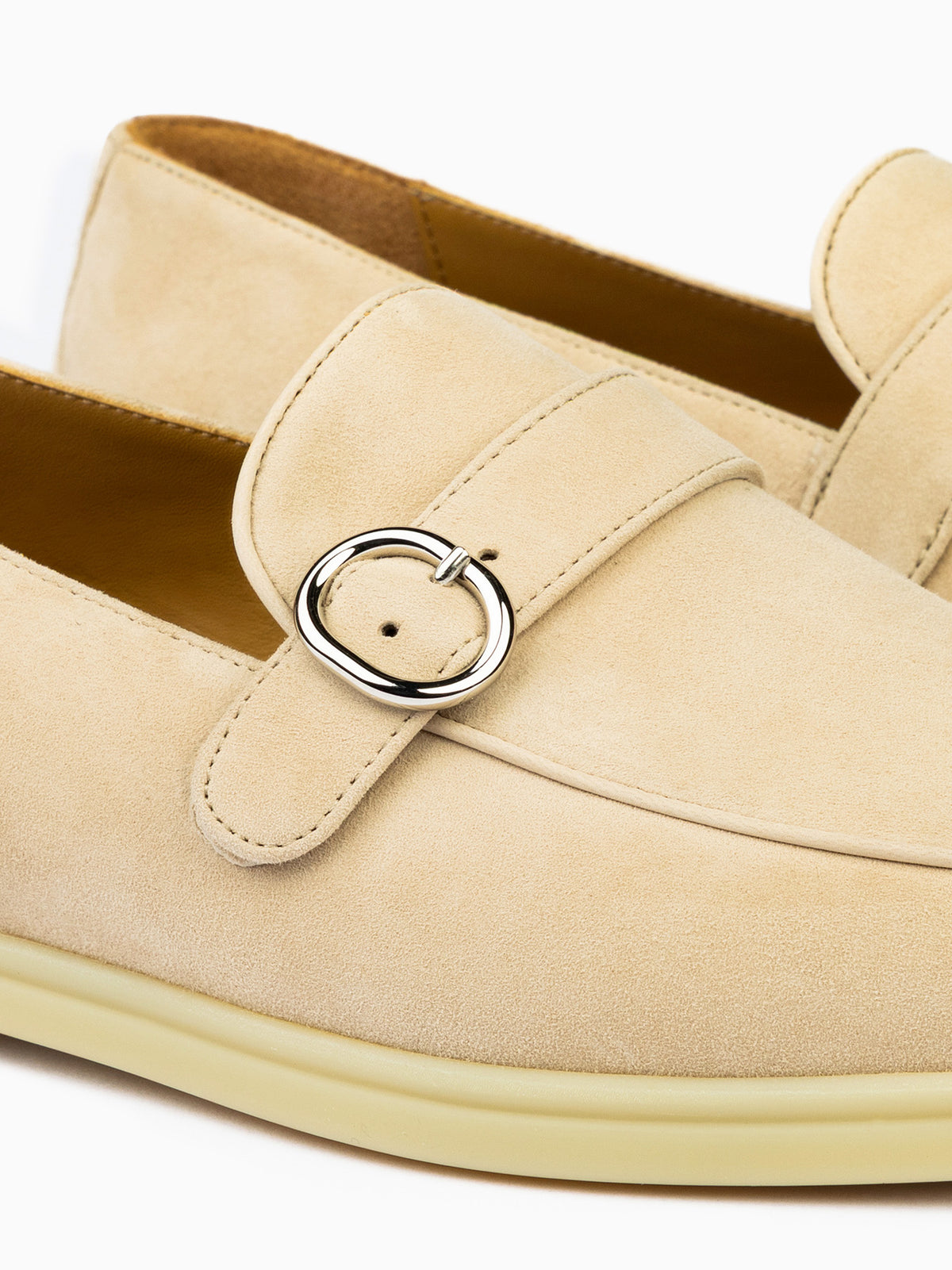 Beige - details