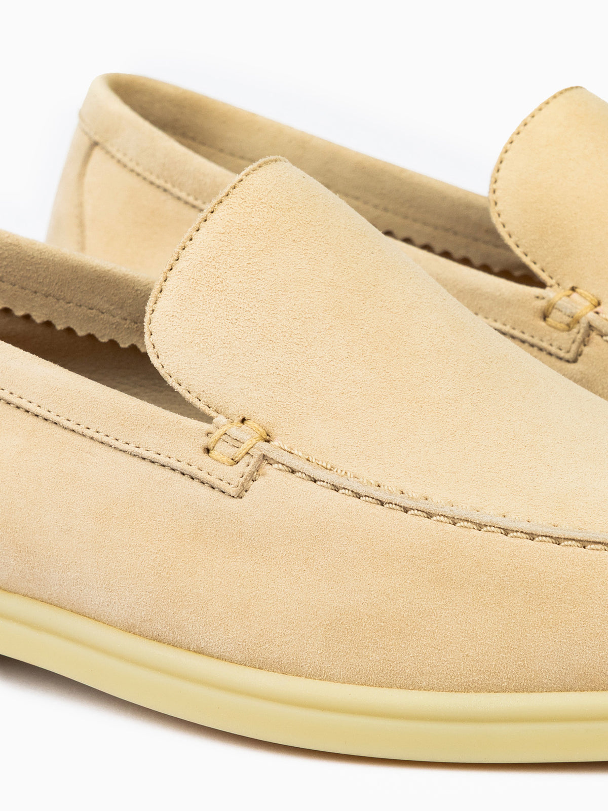 Beige - details