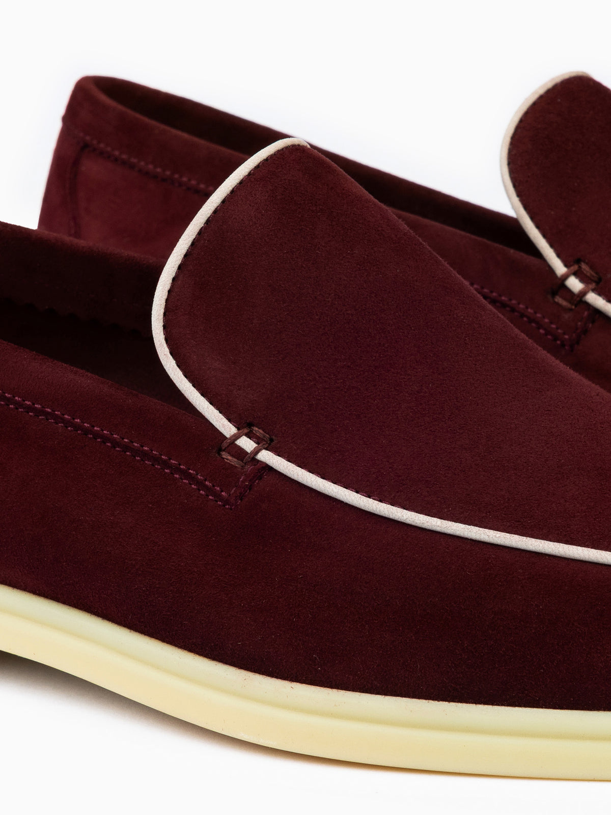 Burgundy - details