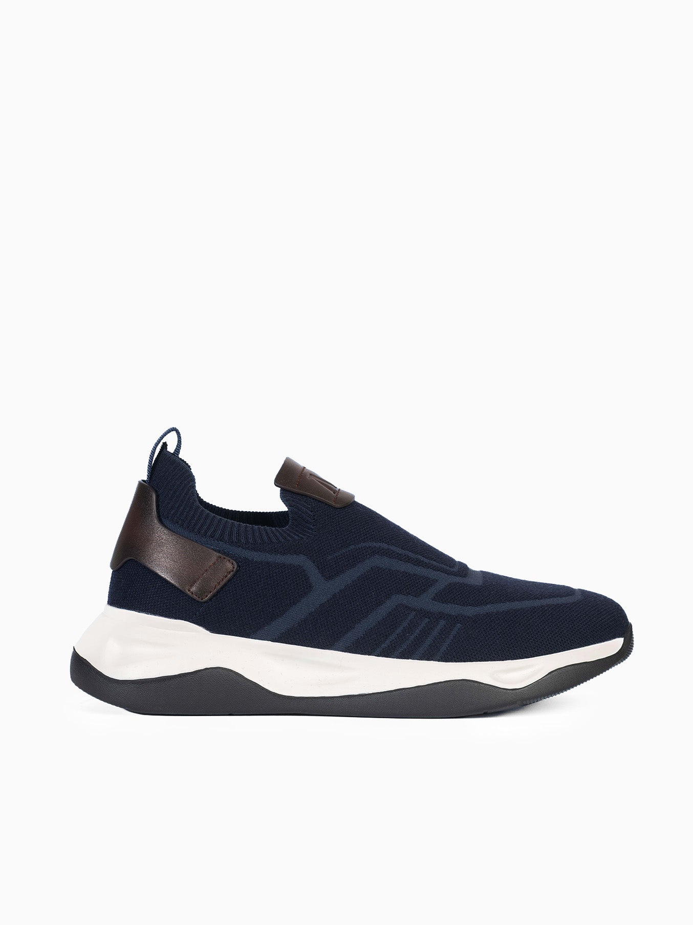 APEX Sneaker
